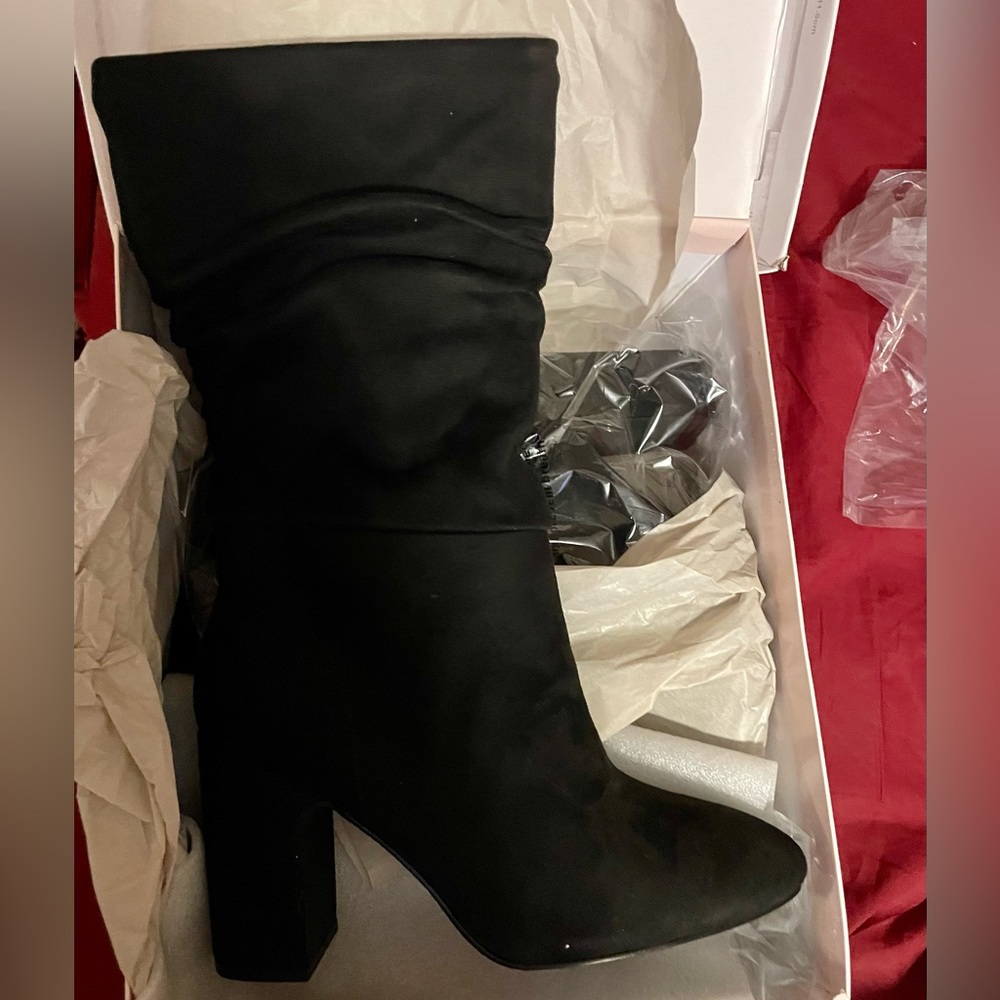 Black Suedette Boots Chinese Laundry New in Box Size 9